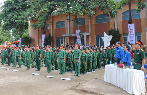 Lễ nhập ngũ chương trình “Học kỳ trong quân đội” lớp thiếu nhi năm 2018